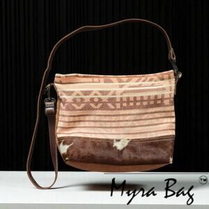 Crimson Shades Crossbody Shoulder Bag Multicolor from Myra NWOT